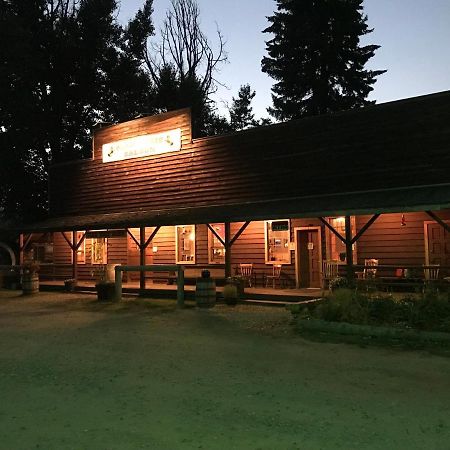 Wells Gray Guest Ranch Hotel Clearwater Buitenkant foto