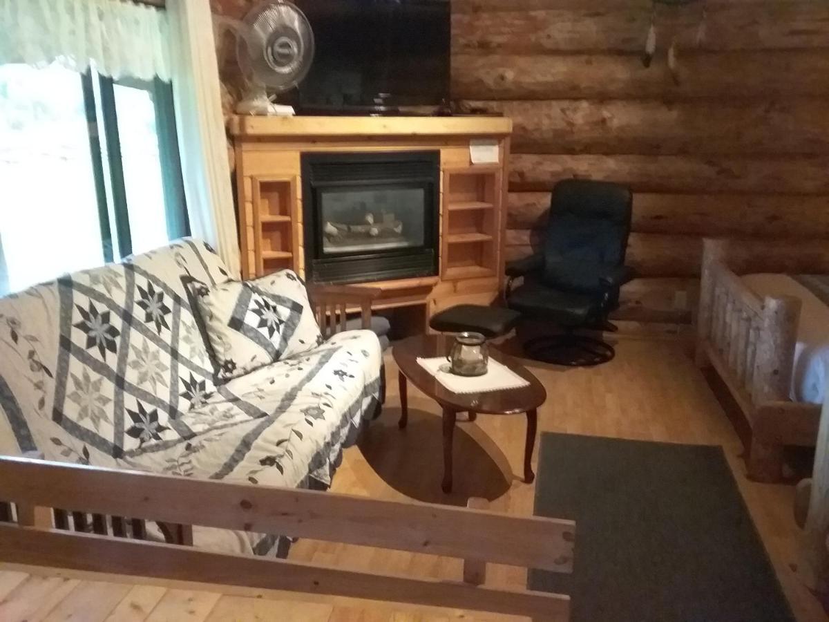 Wells Gray Guest Ranch Hotel Clearwater Buitenkant foto