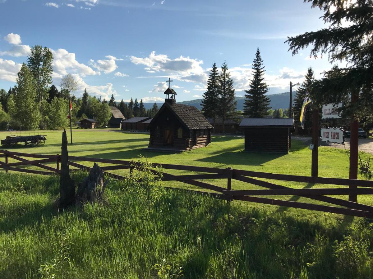 Wells Gray Guest Ranch Hotel Clearwater Buitenkant foto