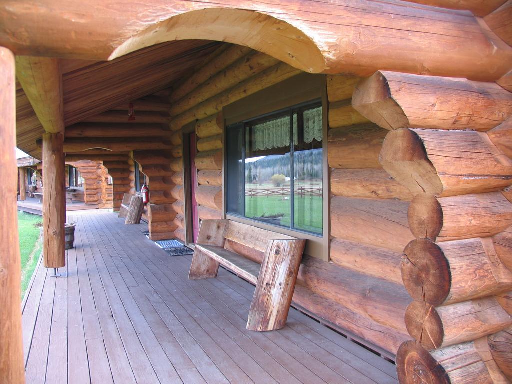 Wells Gray Guest Ranch Hotel Clearwater Buitenkant foto