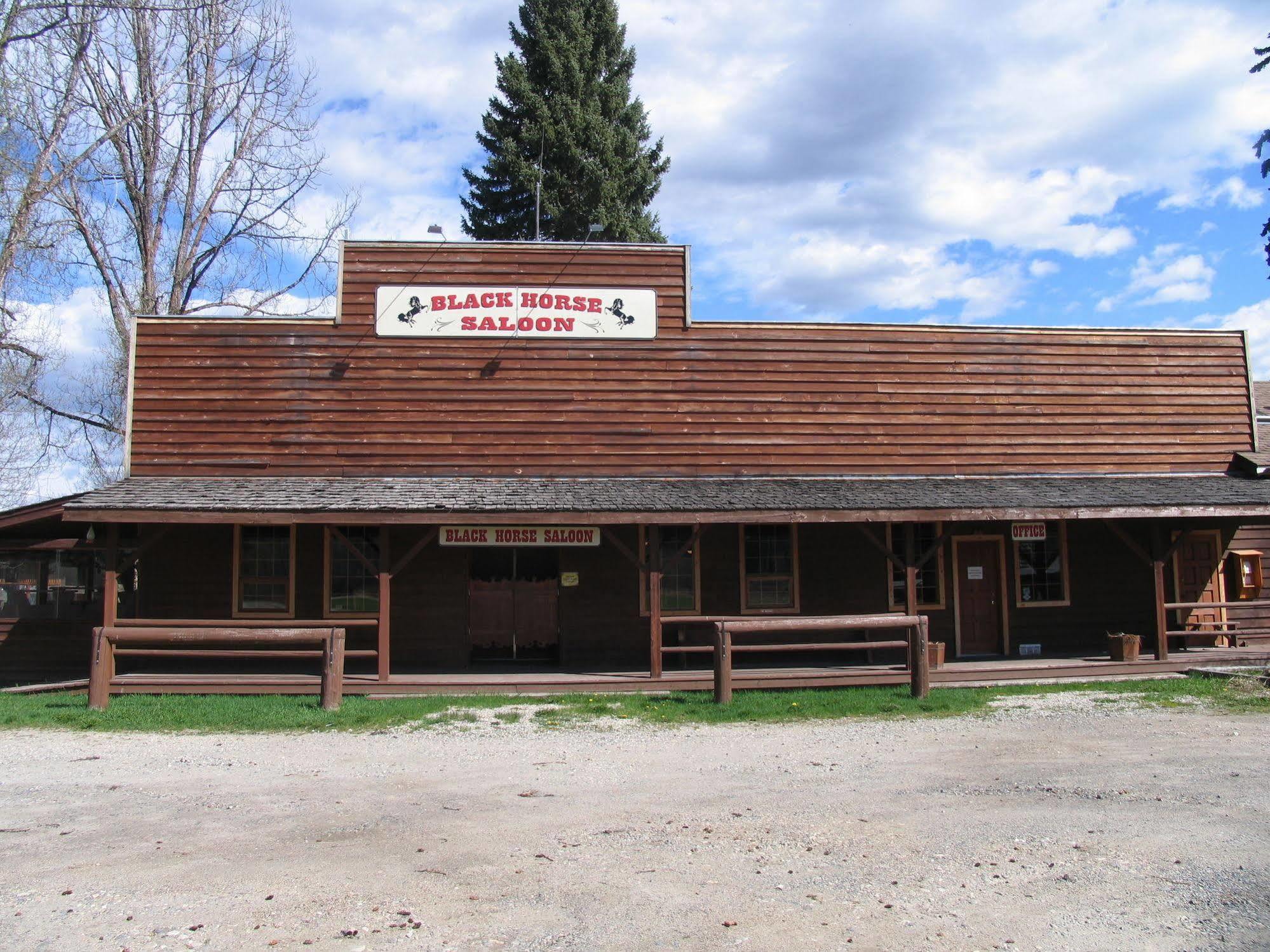 Wells Gray Guest Ranch Hotel Clearwater Buitenkant foto