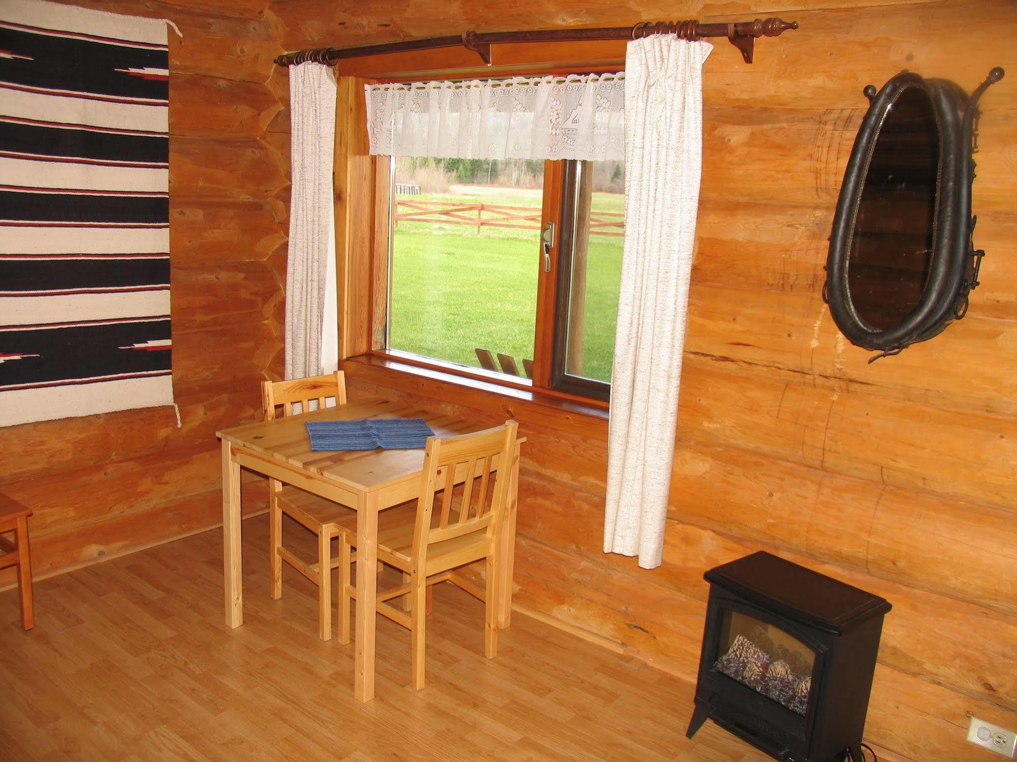 Wells Gray Guest Ranch Hotel Clearwater Buitenkant foto
