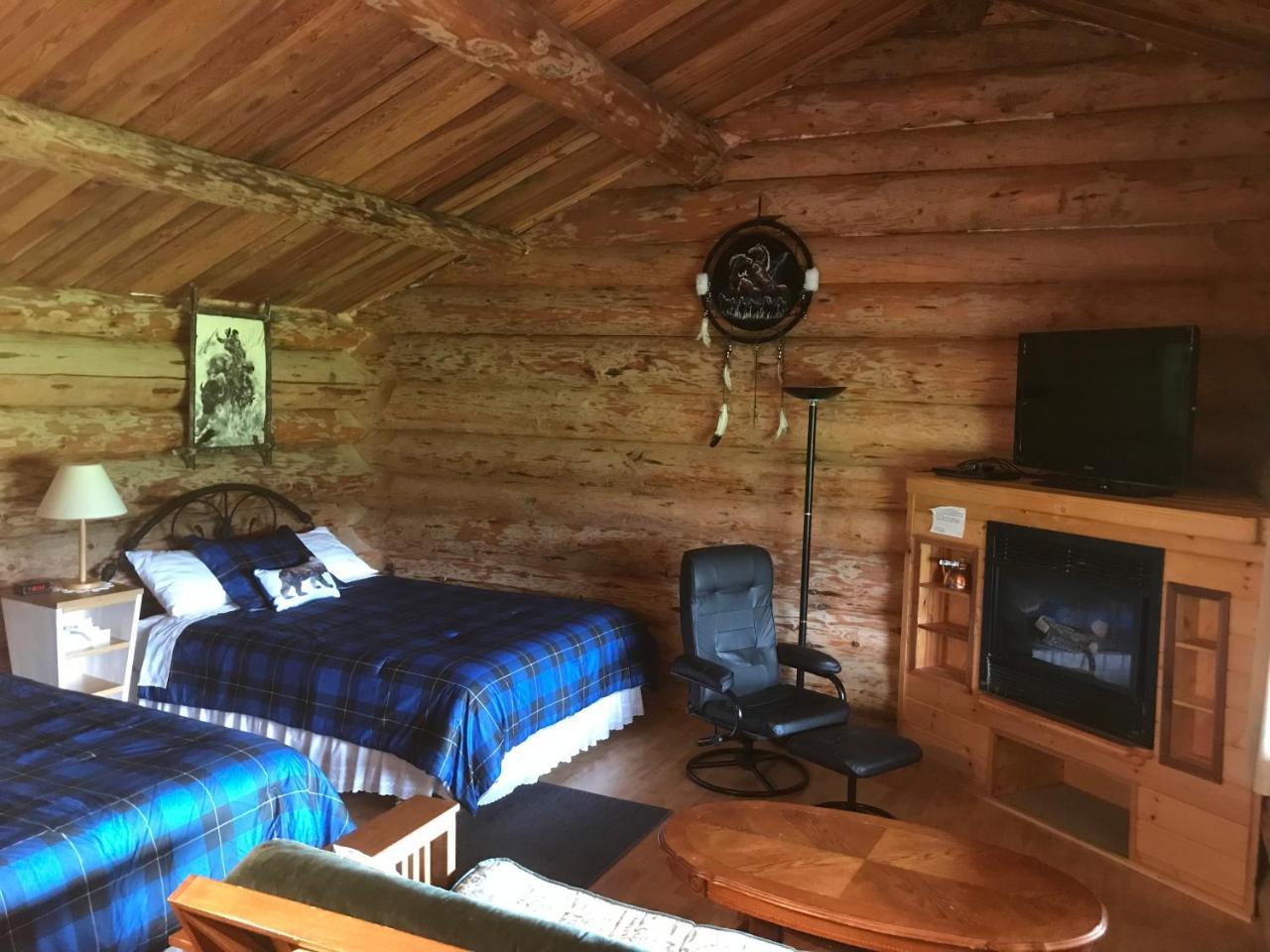Wells Gray Guest Ranch Hotel Clearwater Buitenkant foto